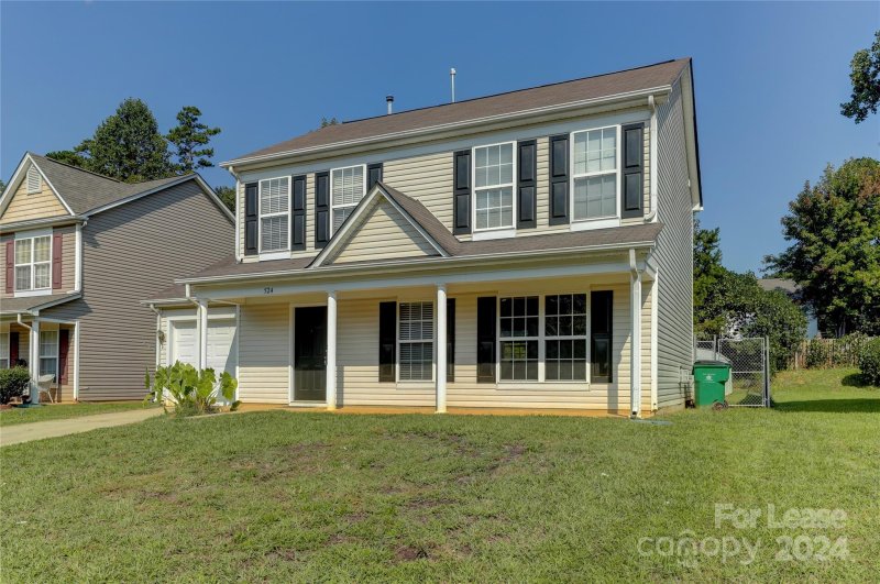 Property image 2 at 524 Stillgreen Lane, Charlotte, NC 28214