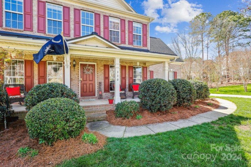 Property image 2 at 330 Drake Park Avenue, Fort Mill, SC 29708