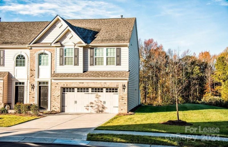 Property image 2 at 9308 Alice Mcginn Drive, Charlotte, NC 28277