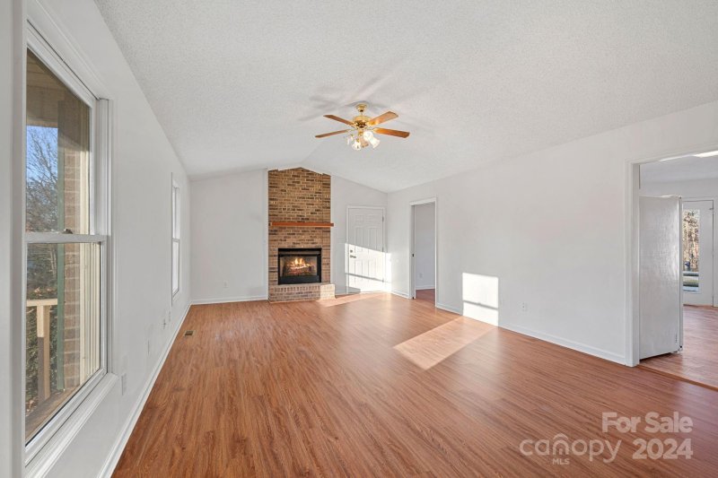 Property image 5 at 1808 Cameron Heights Circle, Denver, NC 28037