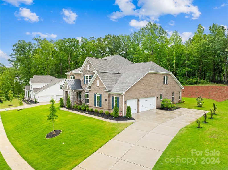 Property image 4 at 2316 Loire Valley Drive, Fort Mill, SC 29707