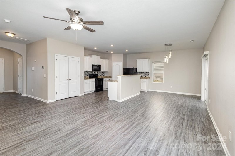 Property image 3 at 1105 Rook Road, Charlotte, NC 28216