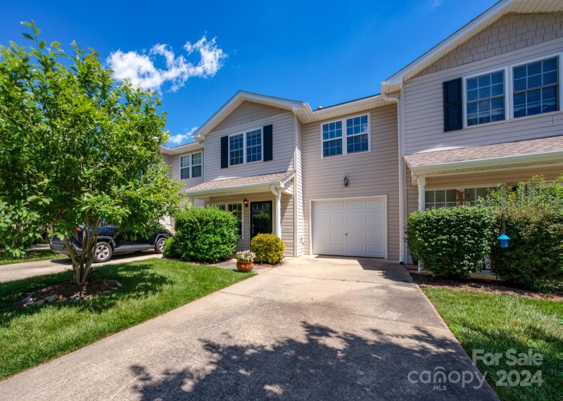 Property image 2 at 50 Lanceford Circle, Fletcher, NC 28732