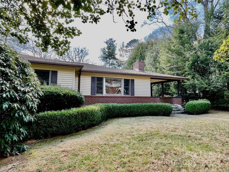 10 S Oak Forest Drive