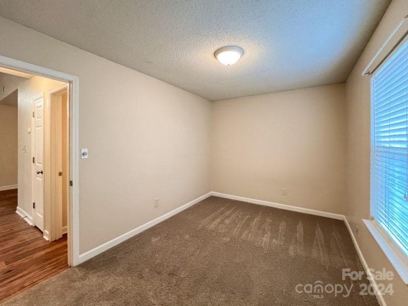 Property image 5 at 534 River View Drive, Lowell, NC 28098