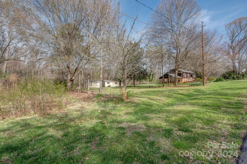 Property image 5 at 4909 Oakwood Circle, Gastonia, NC 28056