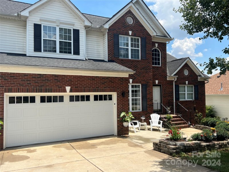 Property image 4 at 133 Riverfront Parkway, Mount Holly, NC 28120