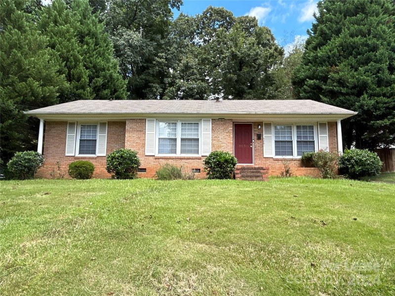 5201 Greenbrook Drive