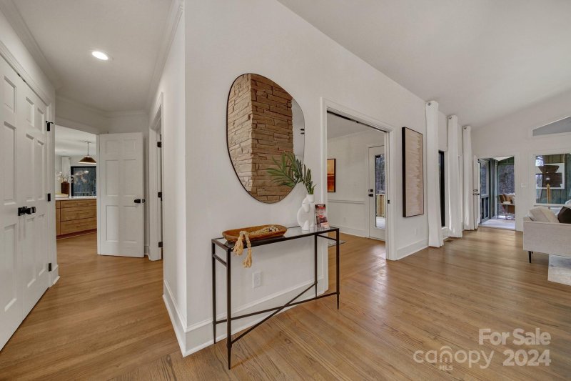 Property image 4 at 7045 Rockland Drive, Charlotte, NC 28213