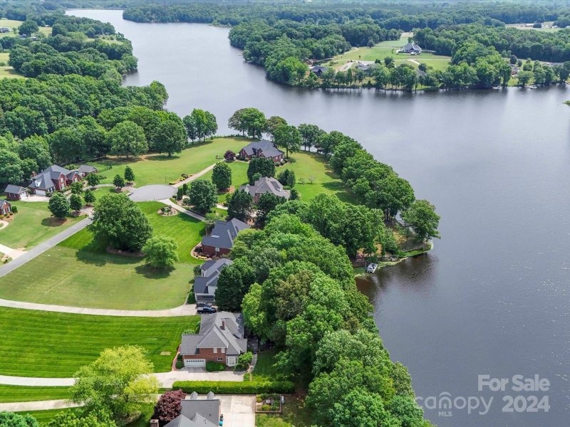 Property image 3 at 1120 Village Lake Drive, Monroe, NC 28110