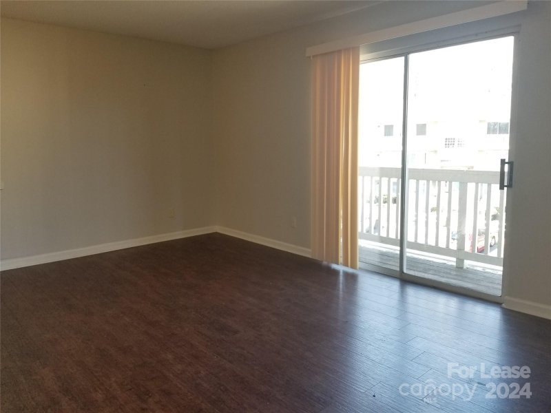 Property image 3 at 1638 Arlyn Circle, Charlotte, NC 28213