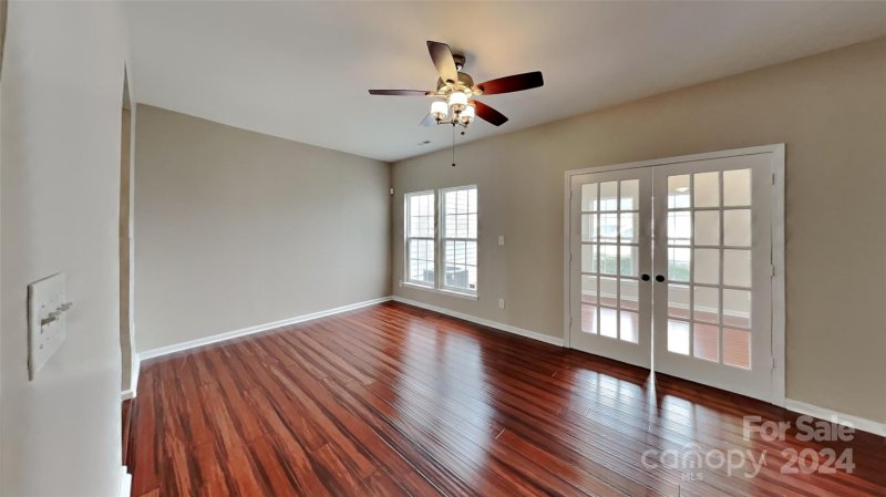 Property image 3 at 4907 Sunburst Lane, Charlotte, NC 28213