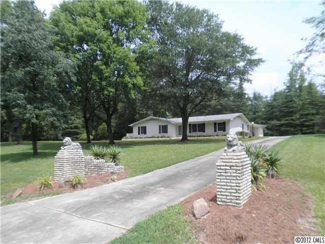Property image 3 at 209 Falcon Drive, Concord, NC 28025