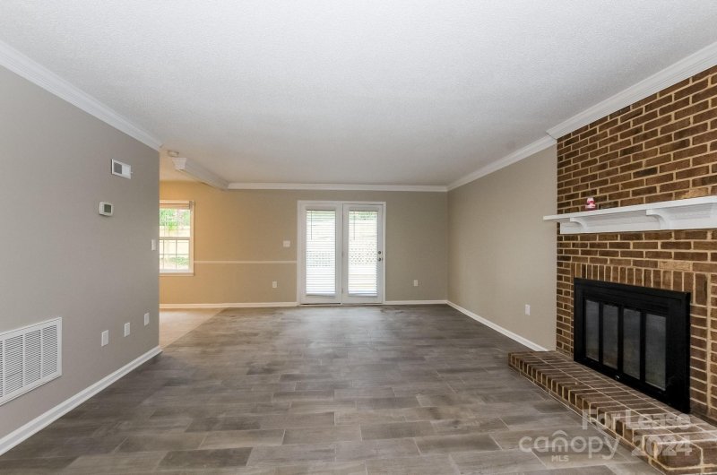 Property image 5 at 3053 Heathcroft Court, Charlotte, NC 28269