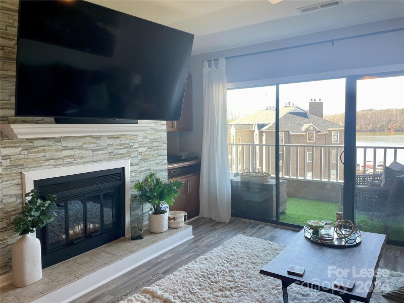 Property image 5 at 9801 Emerald Point Drive, Charlotte, NC 28278