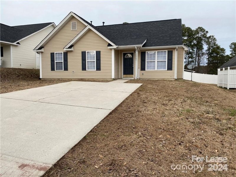 Property image 2 at 1907 Duke Adam Street, Kannapolis, NC 28083