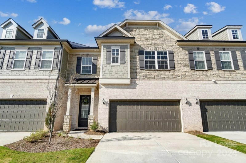 131 Heathbrook Lane