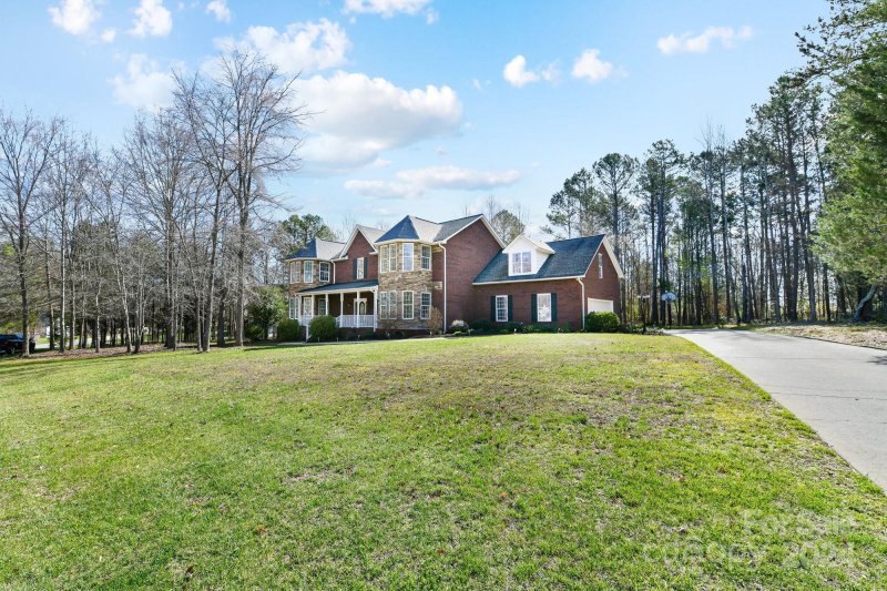 Property image 5 at 434 Laurel Crest Drive, Kannapolis, NC 28081