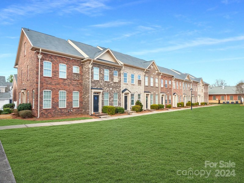 Property image 2 at 11012 Cedar Walk Lane, Charlotte, NC 28277