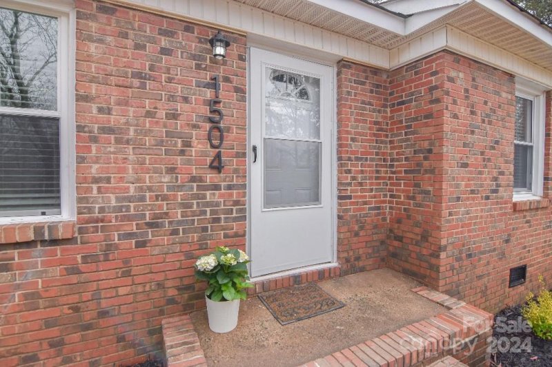 Property image 2 at 1504 Northwoods Drive, Kings Mountain, NC 28086