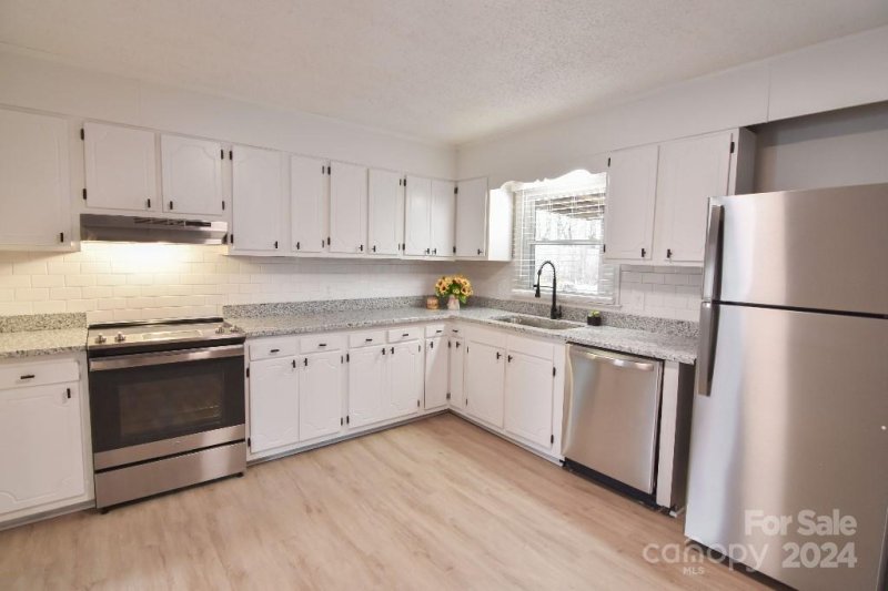 Property image 5 at 1504 Northwoods Drive, Kings Mountain, NC 28086