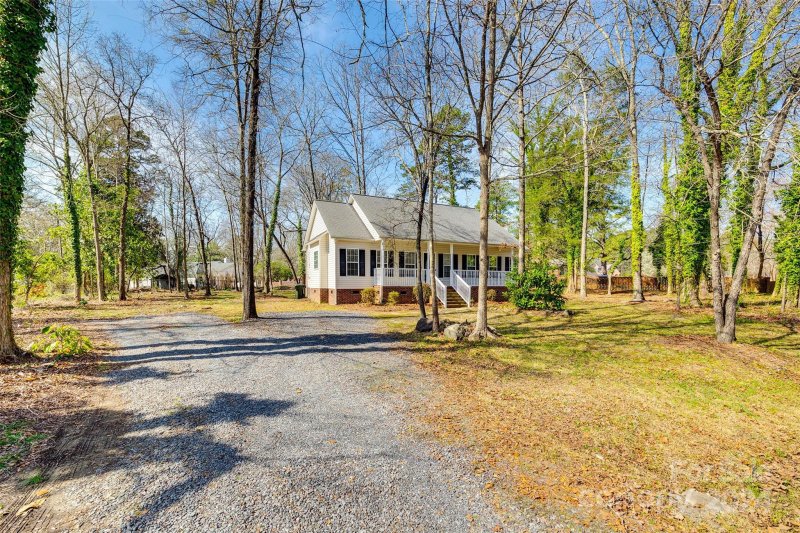 Property image 3 at 210 Pinewood Lane, Rock Hill, SC 29730