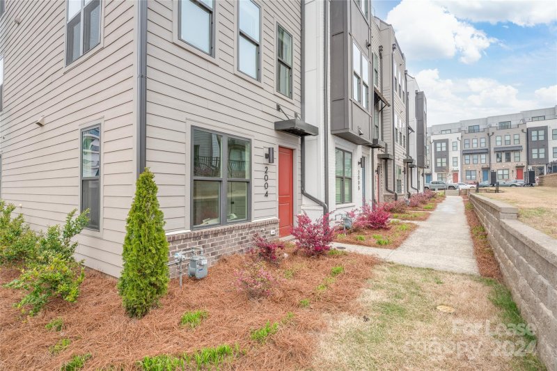 Property image 2 at 2004 Terwilliger Terrace, Charlotte, NC 28203