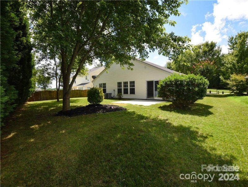 Property image 3 at 108 Winborne Drive, Mooresville, NC 28115