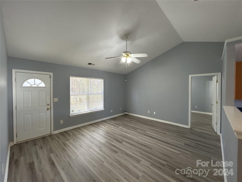 Property image 4 at 6421 Sunman Road, Charlotte, NC 28216