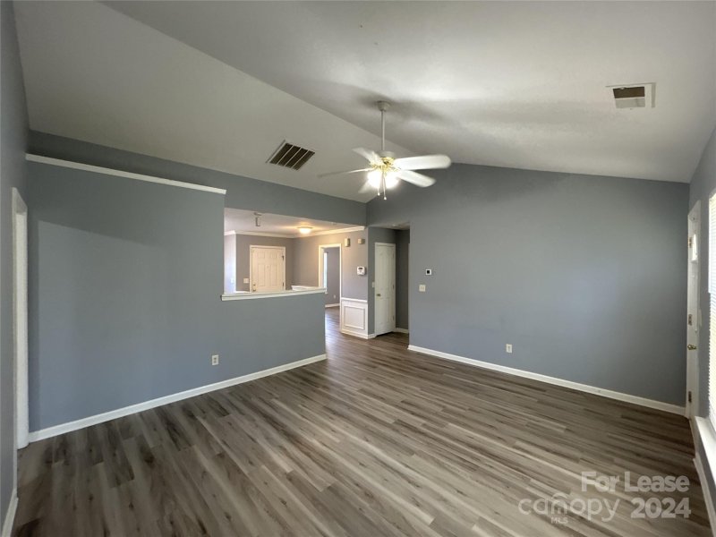 Property image 5 at 6421 Sunman Road, Charlotte, NC 28216