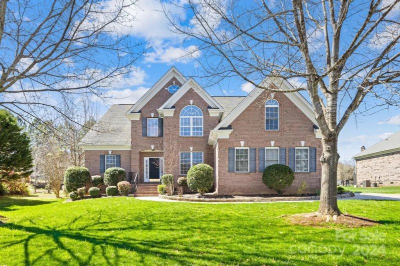 Property image 2 at 2904 Blackburn Drive, Waxhaw, NC 28173