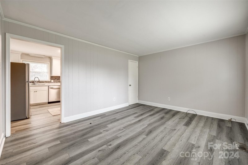 Property image 4 at 802 Athenia Place, Bessemer City, NC 28016