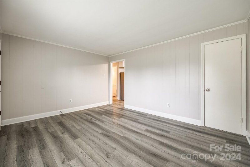 Property image 5 at 802 Athenia Place, Bessemer City, NC 28016