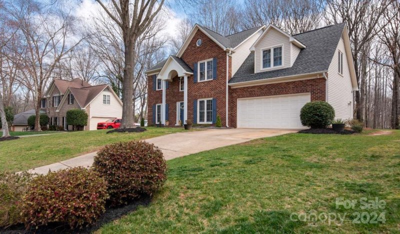 Property image 3 at 16914 Cambridge Grove Drive, Huntersville, NC 28078