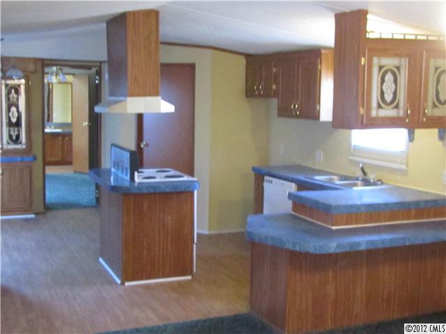 Property image 3 at 1093 Oakbrook Lane, Denver, NC 28037