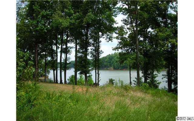 Property image 3 at 8128 Bayview Lane, Belmont, NC 28012