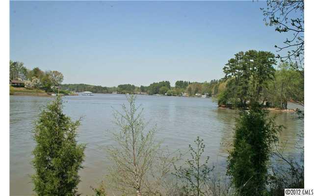 Property image 5 at 8053 Waterview Drive, Belmont, NC 28012