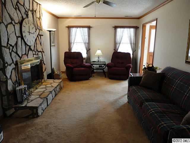 Property image 4 at 601 Sandycrest Drive, Cherryville, NC 28021