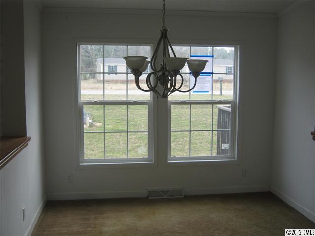 Property image 4 at 112 Castle Court, Kings Mountain, NC 28086