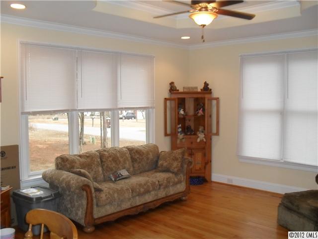 Property image 5 at 7919 Mountain Shore Drive, Sherrills Ford, NC 28673