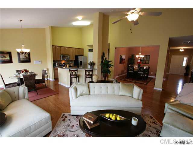 Property image 3 at 5068 Terrier Lane, Fort Mill, SC 29707