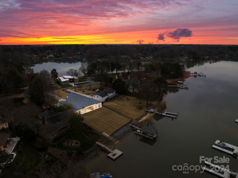 Property image 4 at 20529 Lagoona Drive, Cornelius, NC 28031