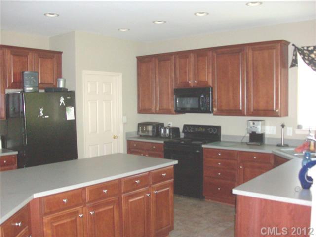 Property image 2 at 804 Circle Trace Road, Wesley Chapel, NC 28110