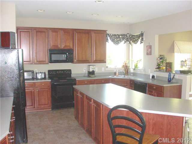 Property image 3 at 804 Circle Trace Road, Wesley Chapel, NC 28110