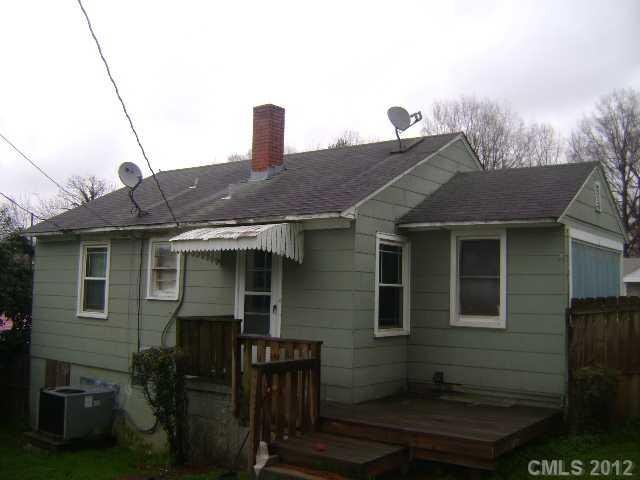 Property image 2 at 2201 Double Oaks Road, Charlotte, NC 28206