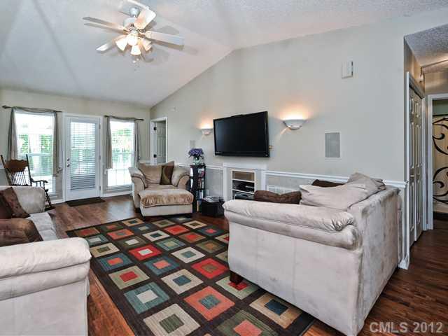 Property image 2 at 147 Creek Branch Drive, Mooresville, NC 28117