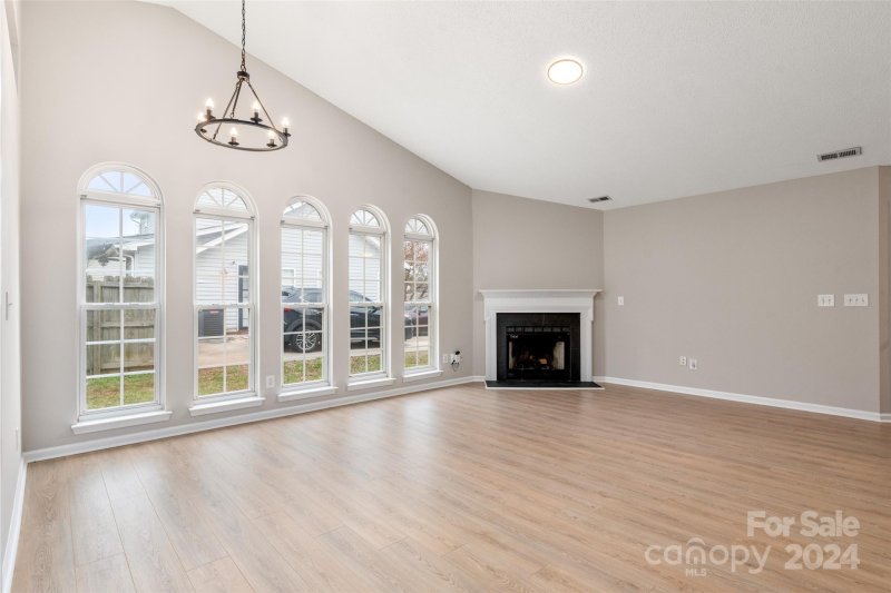 Property image 4 at 7418 Flodden Field Court, Charlotte, NC 28217