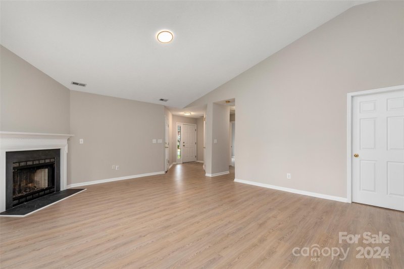 Property image 5 at 7418 Flodden Field Court, Charlotte, NC 28217