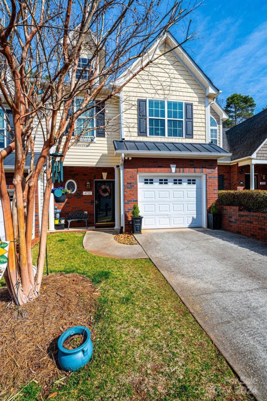 Property image 4 at 4732 Braxton Gate Lane, Hickory, NC 28602