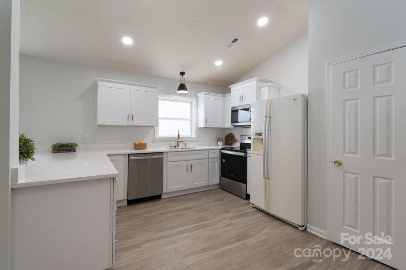 7504 Lady Liberty Lane